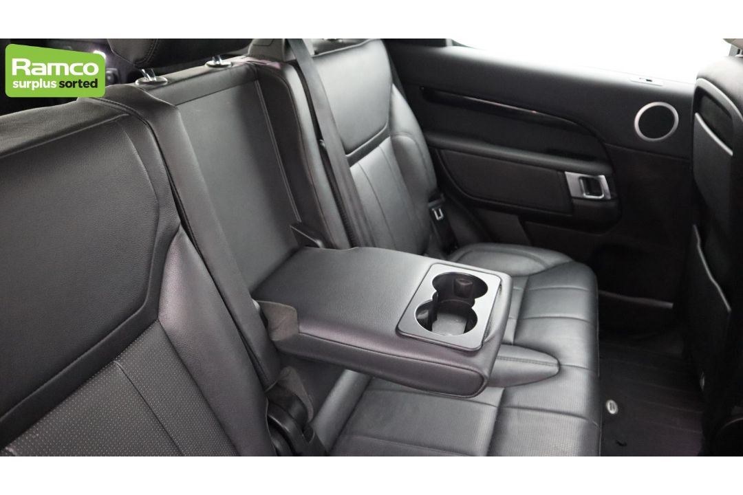 Land Rover Discovery 5 SDV6 3.0 DSE – BA68 OML - Image 24 of 57