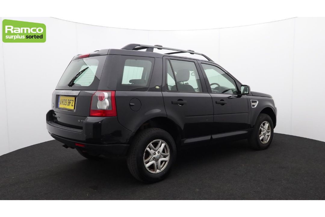 Land Rover Freelander 2 S TD4 2179CC diesel - AV09 DFZ - Black - 97684 miles - MOT 23/05/2025 - Image 5 of 57