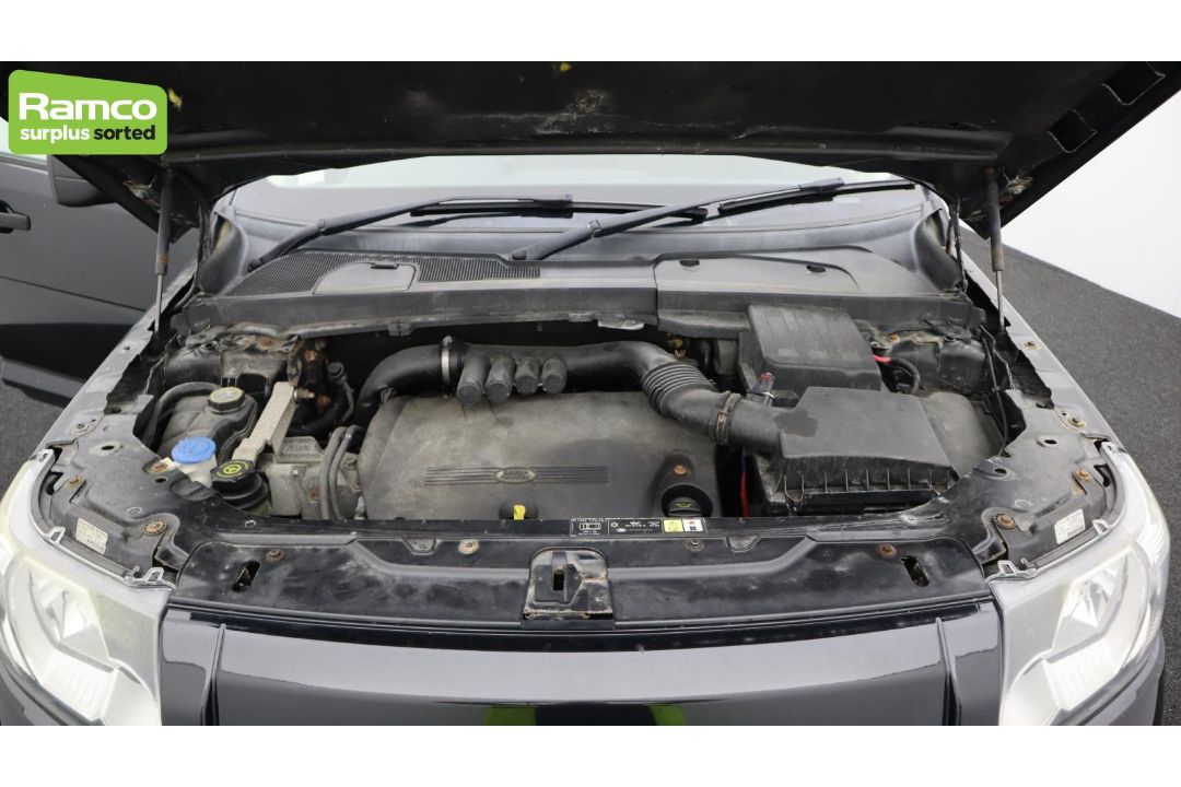 Land Rover Freelander 2 S TD4 2179CC diesel - AV09 DFZ - Black - 97684 miles - MOT 23/05/2025 - Image 36 of 57
