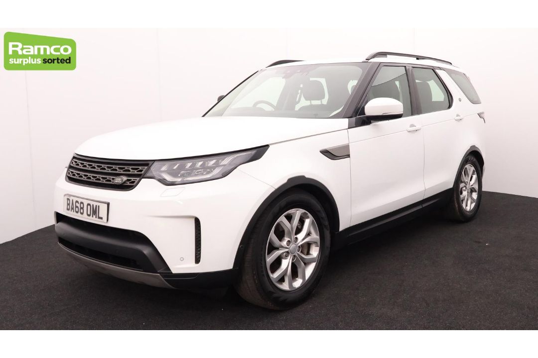 Land Rover Discovery 5 SDV6 3.0 DSE – BA68 OML - Image 1 of 57