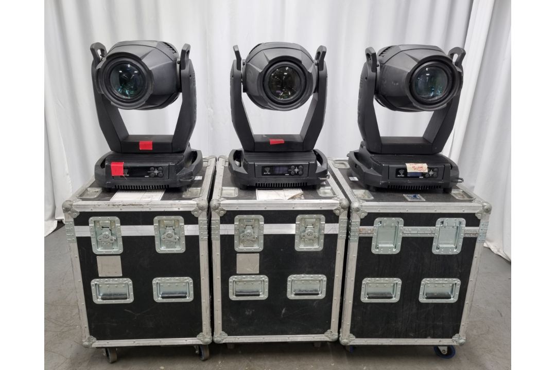 15x SGM G spot moving head lights in flight cases with power cables and brackets - Image 49 of 58
