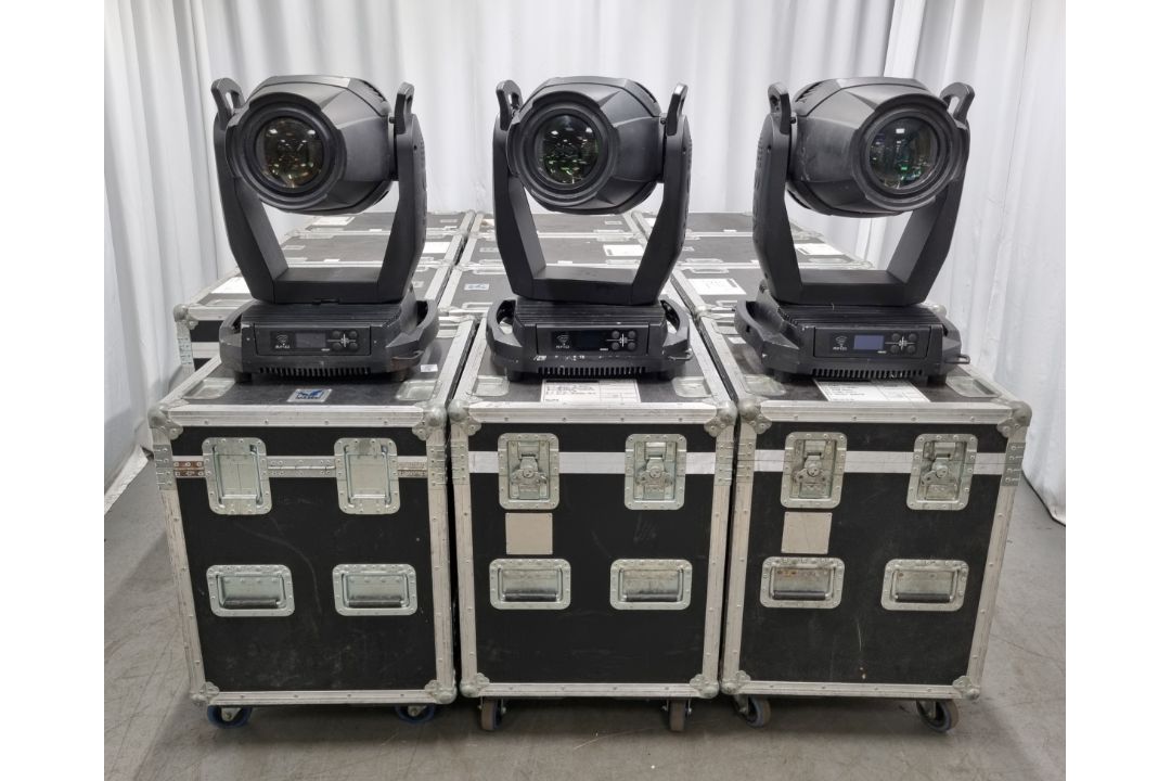 15x SGM G spot moving head lights in flight cases with power cables and brackets - Image 18 of 58