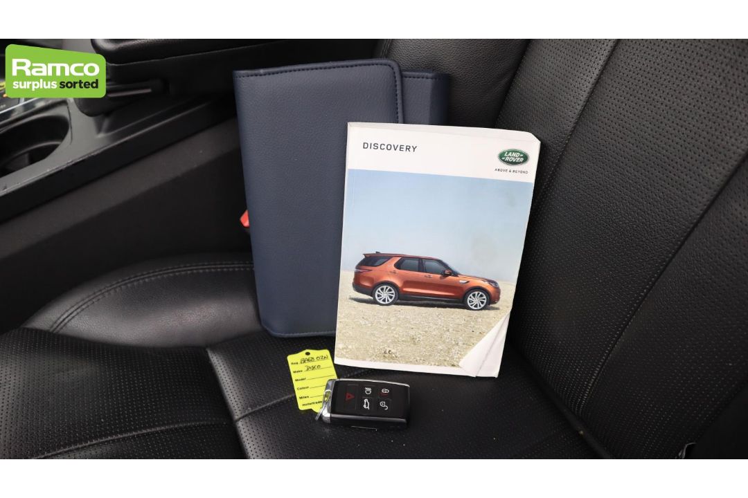 Land Rover Discovery 5 SDV6 3.0 DSE – BA68 OZN - Image 34 of 59