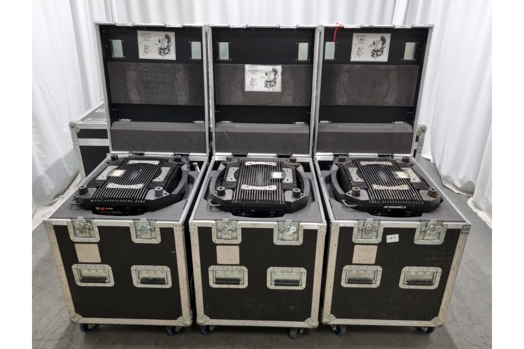15x SGM G spot moving head lights in flight cases with power cables and brackets - Image 3 of 58