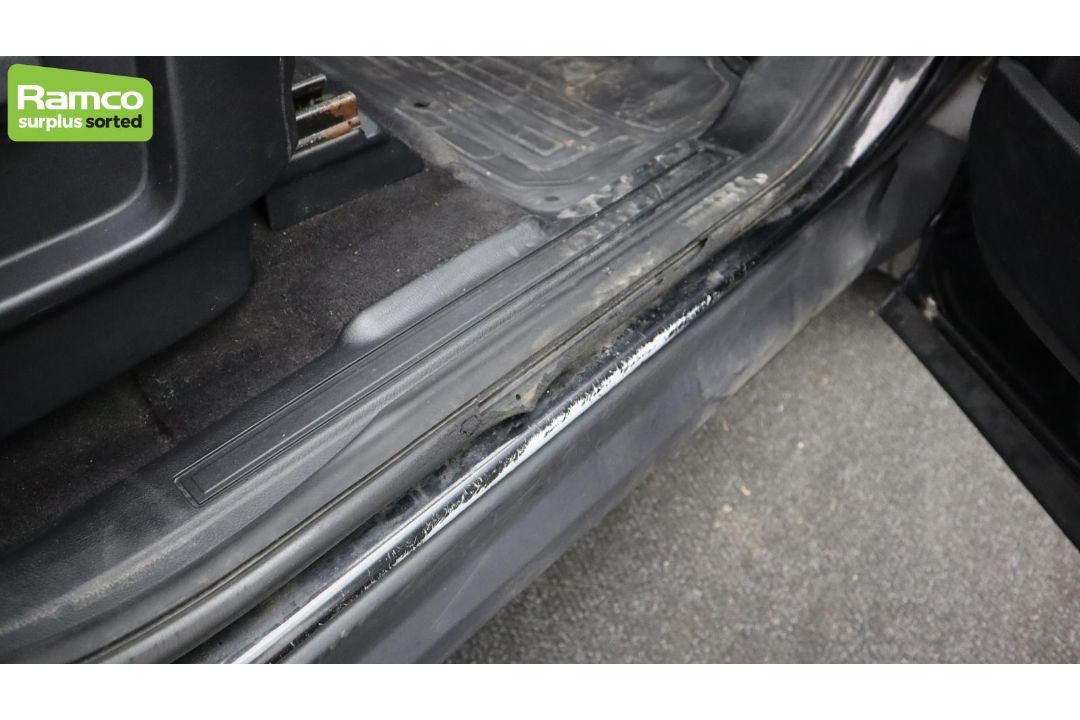 Land Rover Freelander 2 S TD4 2179CC diesel - AV09 DFZ - Black - 97684 miles - MOT 23/05/2025 - Image 43 of 57