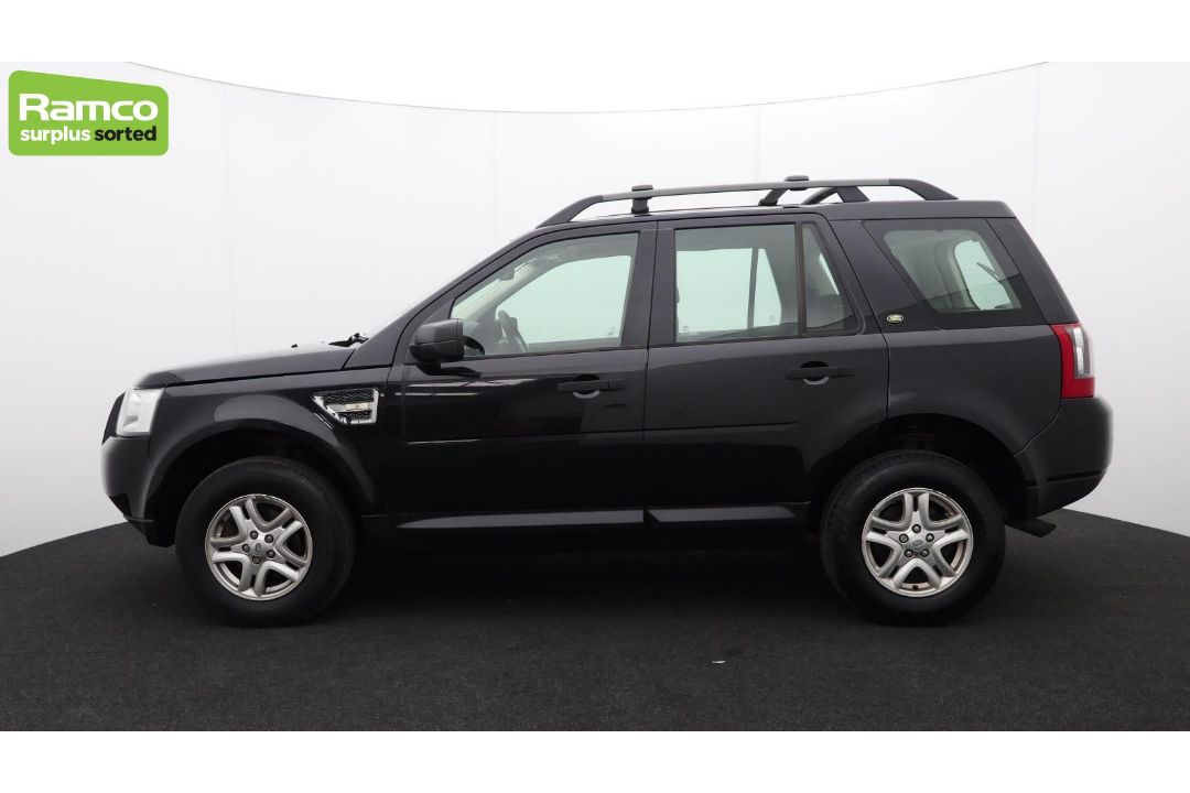 Land Rover Freelander 2 S TD4 2179CC diesel - AV09 DFZ - Black - 97684 miles - MOT 23/05/2025 - Image 8 of 57