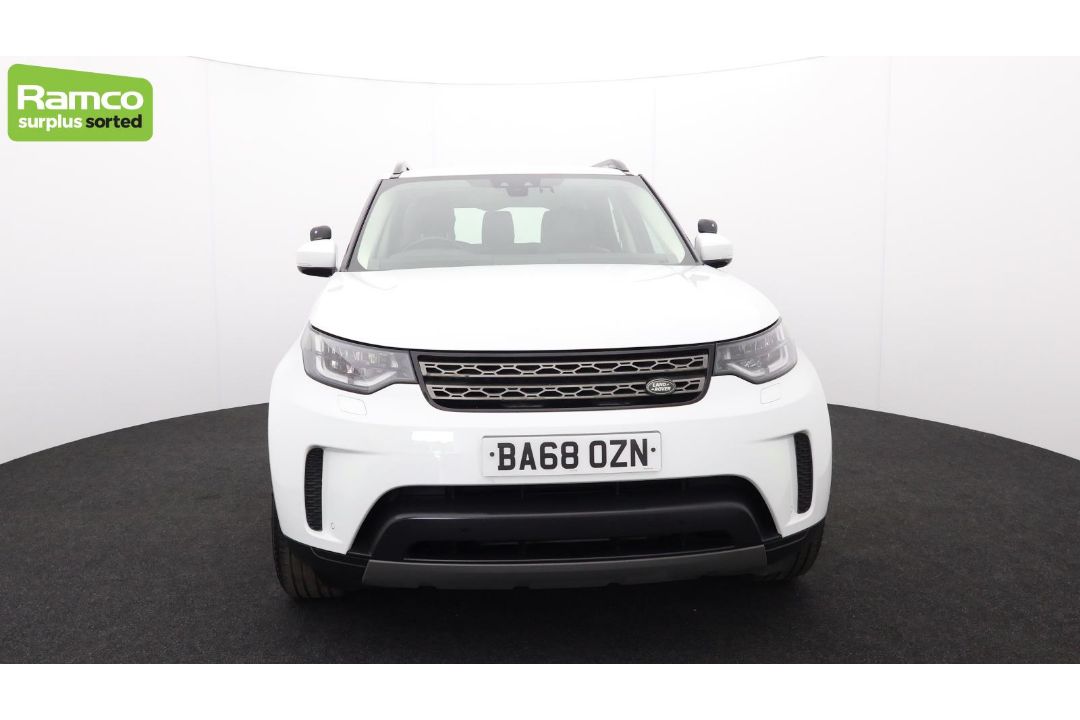 Land Rover Discovery 5 SDV6 3.0 DSE – BA68 OZN - Image 2 of 59