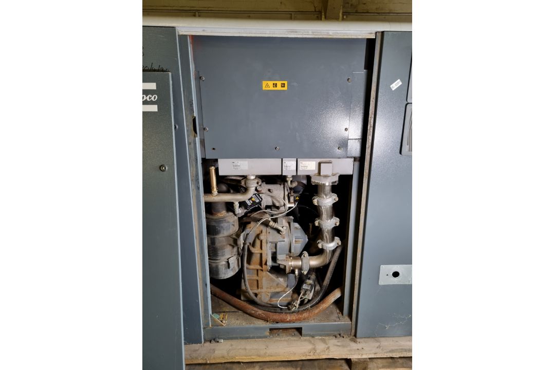 Atlas Copco ZT50 VSD FF Oil free rotary screw air compressor - full details in the description - Image 16 of 18