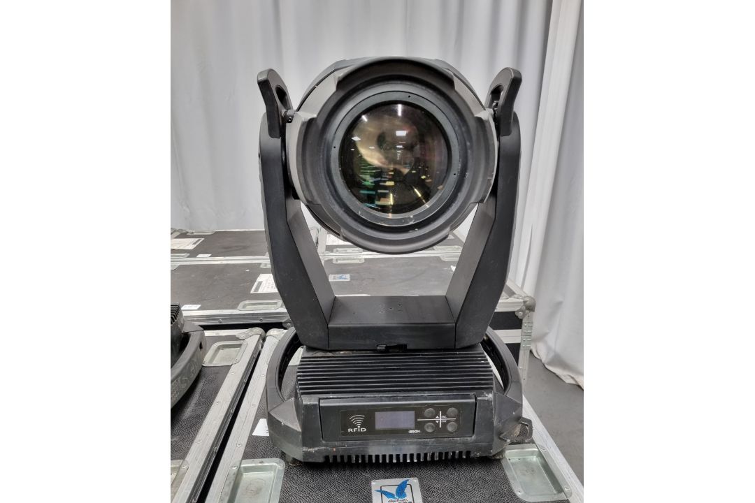 15x SGM G spot moving head lights in flight cases with power cables and brackets - Image 31 of 58