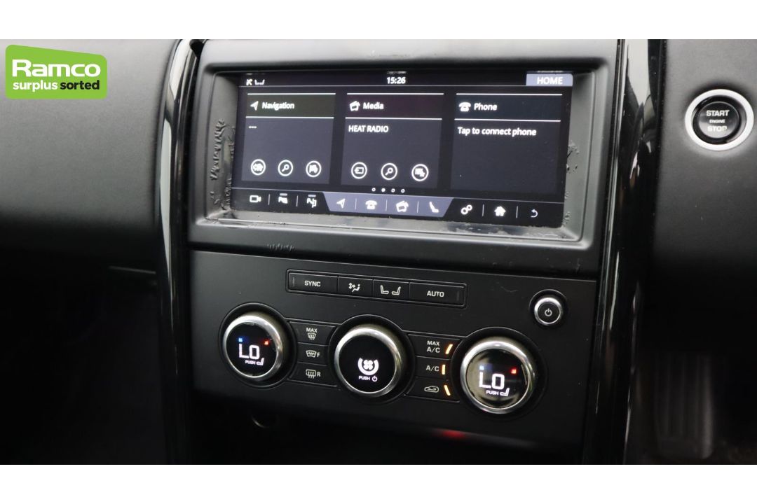 Land Rover Discovery 5 SDV6 3.0 DSE – BA68 OML - Image 14 of 57