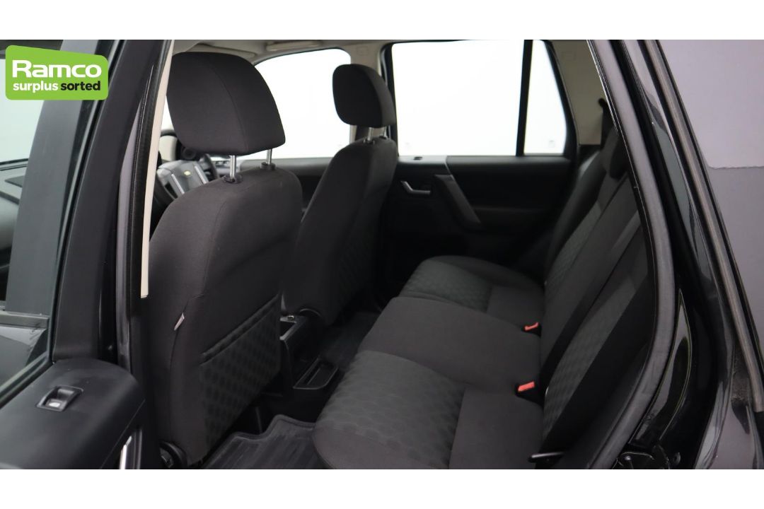 Land Rover Freelander 2 S TD4 2179CC diesel - AV09 DFZ - Black - 97684 miles - MOT 23/05/2025 - Image 30 of 57