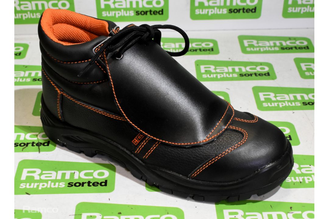 2x Safety boots & trainers - see description for full details - Image 2 of 9