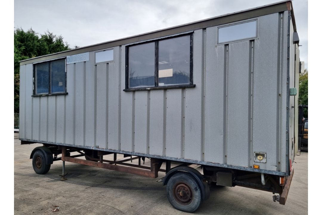 Rollalong portable office cabin with iron trailer - L 7000 x D 2260 x H 3120mm - Image 14 of 26