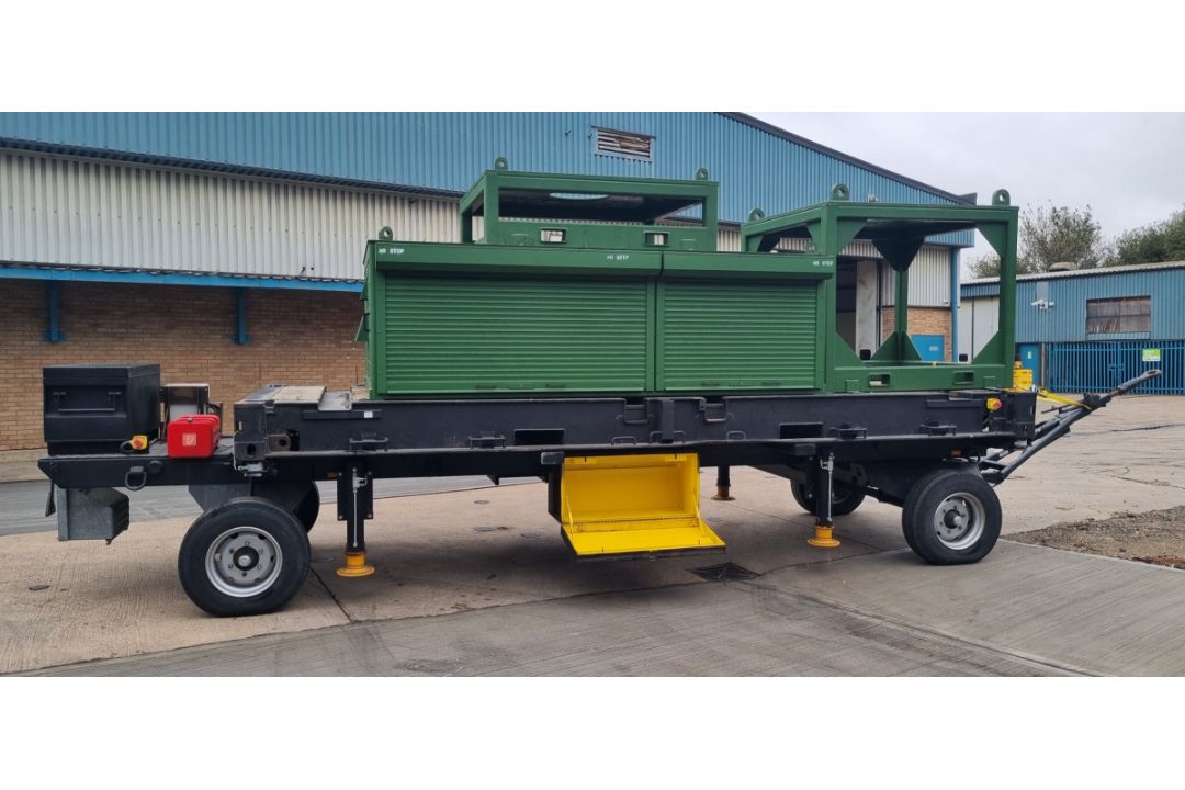 GE Seaco modified 20ft ISO container trailer with Nato hitch (NON ROAD LEGAL) - see desc. - Image 1 of 23