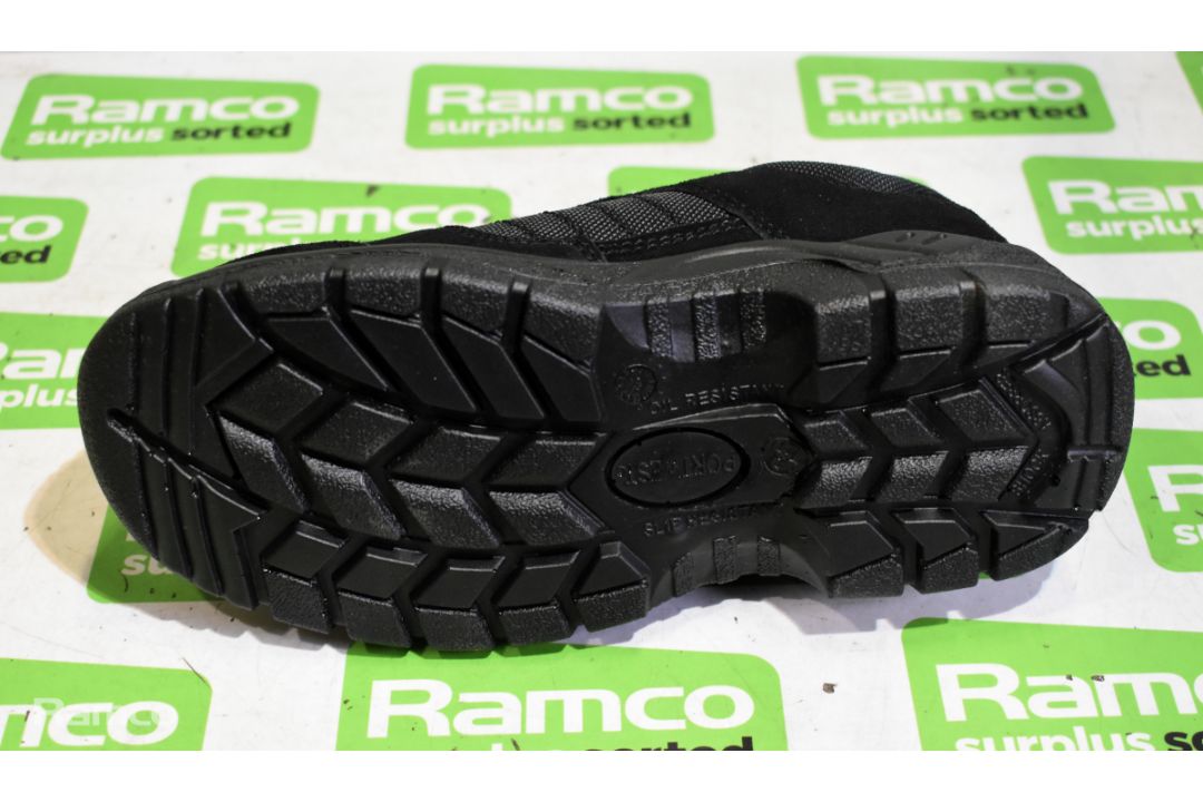 Portwest FC66 Trouper safety shoes - UK 3 & Portwest FC44 Thor safety shoes - UK 7 - Image 7 of 10