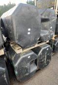 4x 680L water bowser tanks - W 1630 x D 960 x H 1170mm