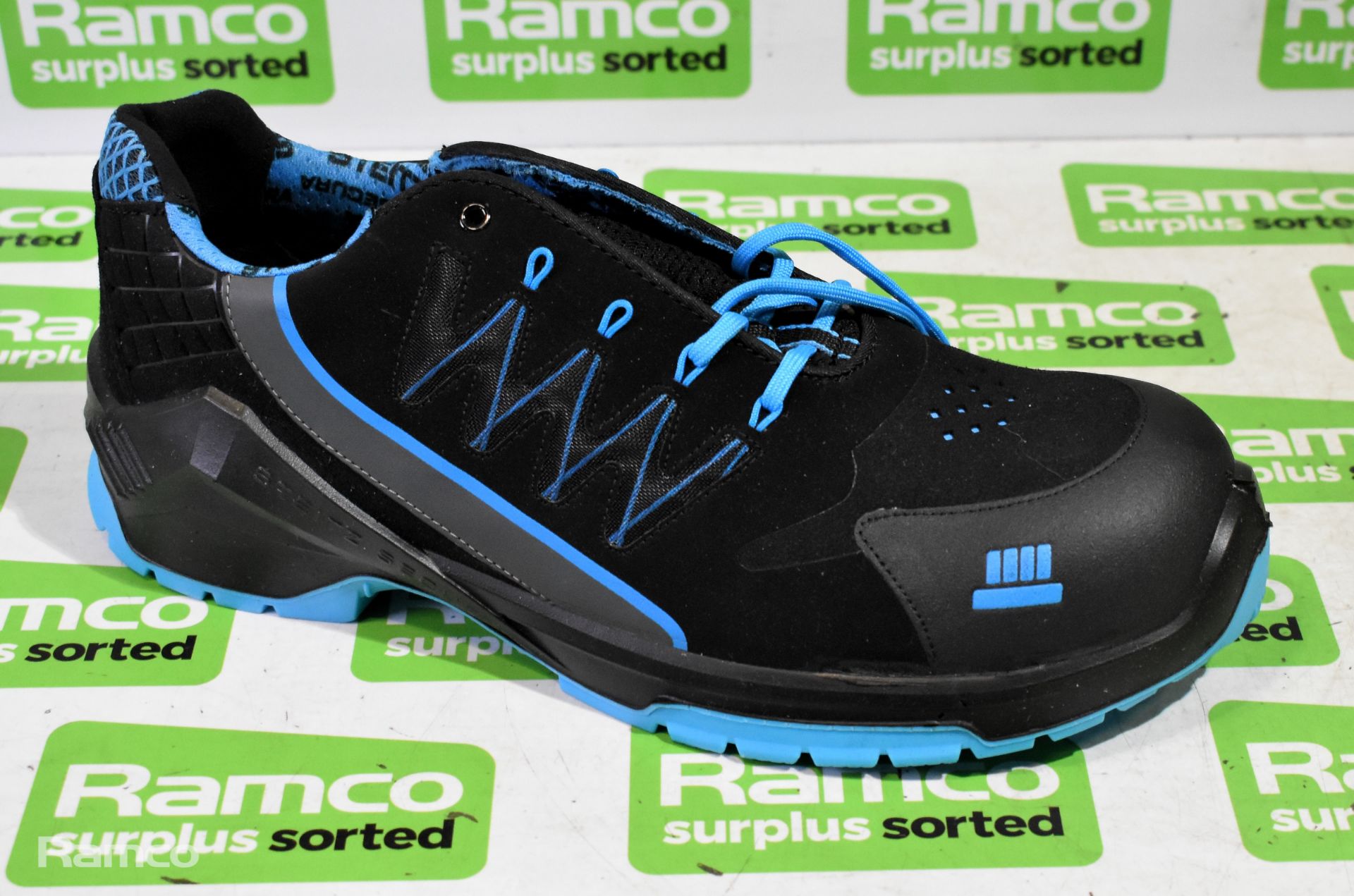 2x pairs of Steitz Secura VD PRO 1100 safety trainers - EU 44 - UK 10