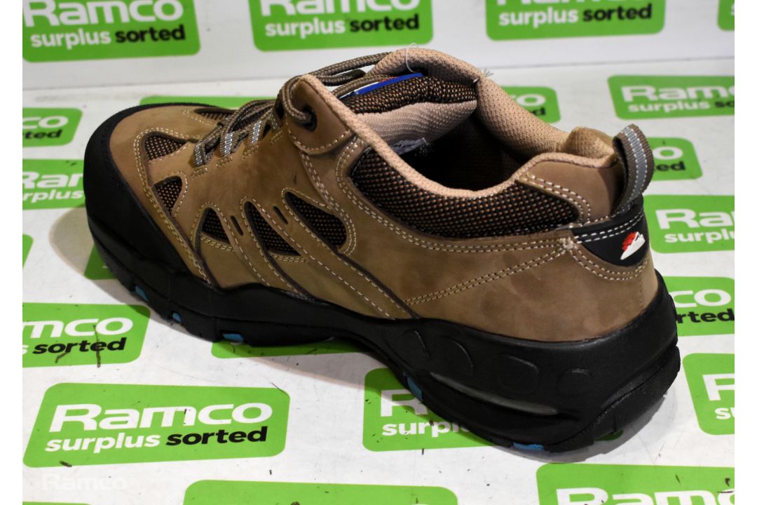2x Safety boots & trainers - see description for full details - Image 7 of 9