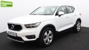 Volvo XC40 Momentum Pro D3 AWD Estate 2.0L - 2019 - 111983 miles - Diesel