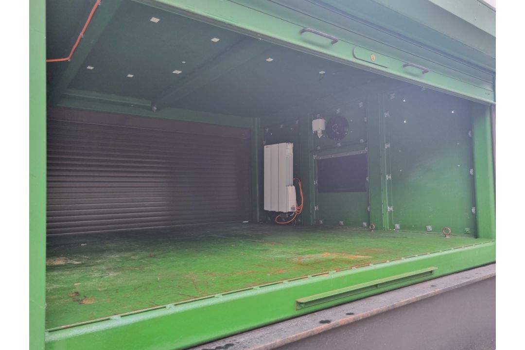 GE Seaco modified 20ft ISO container trailer with Nato hitch (NON ROAD LEGAL) - see desc. - Image 5 of 23