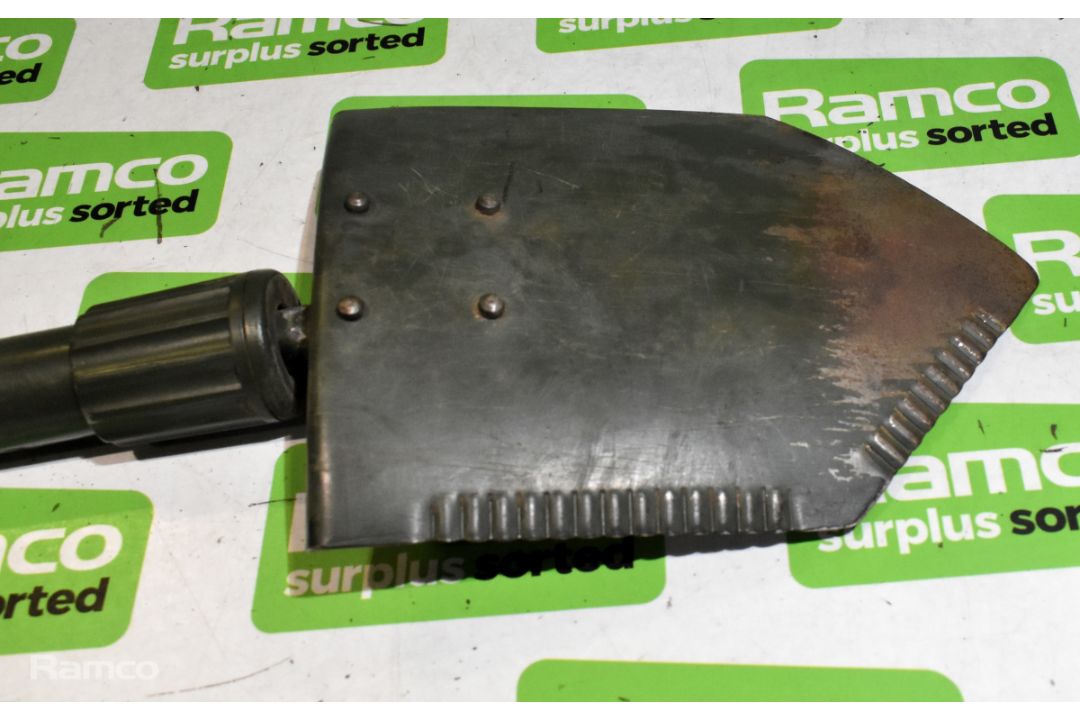 27x British Forces collapsible shovels - Image 4 of 7