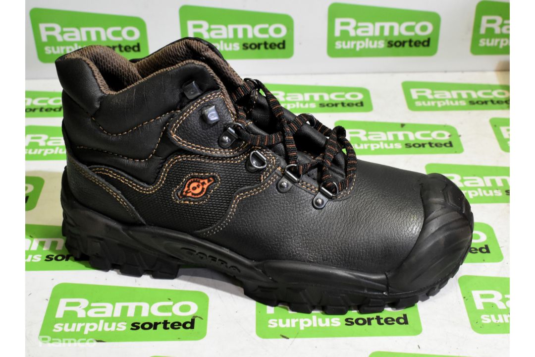2x pairs of Cofra New Reno black safety boots - UK 7 - Image 1 of 5