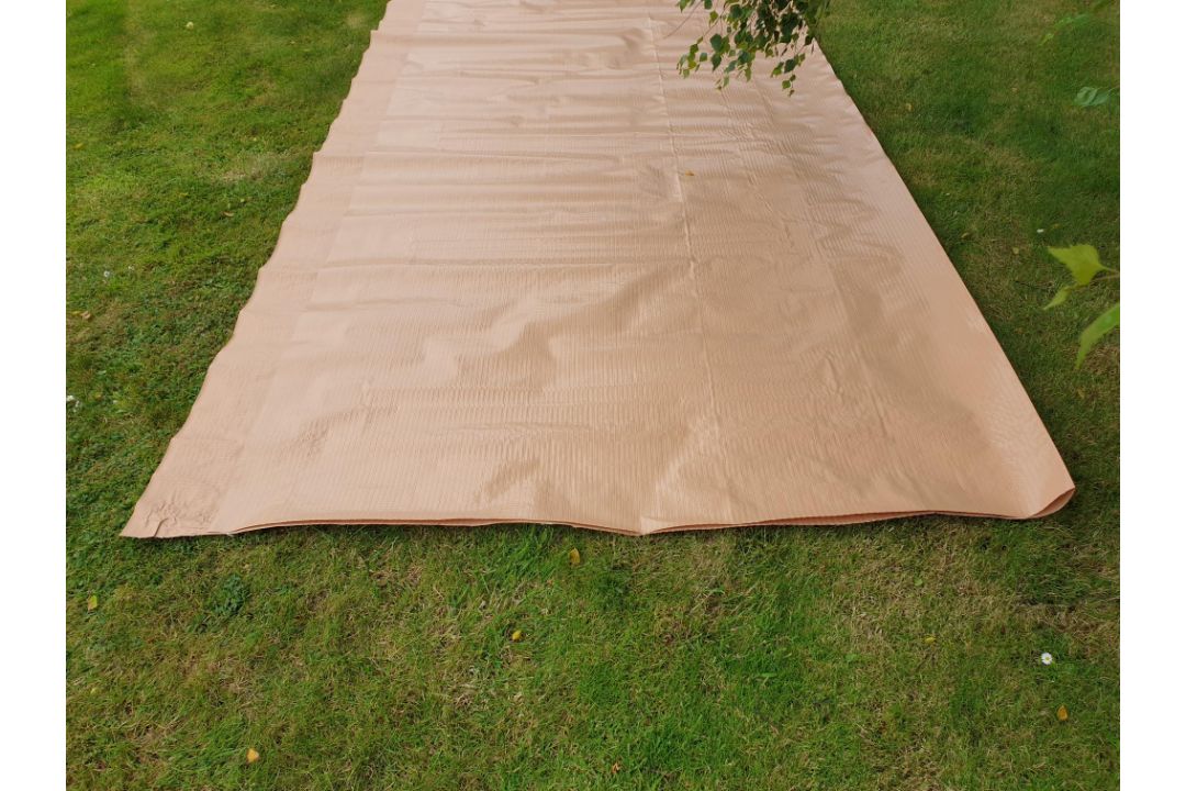 1x roll of Fibre reinforced tarpaulin - 4m wide x 50m long - Image 8 of 10