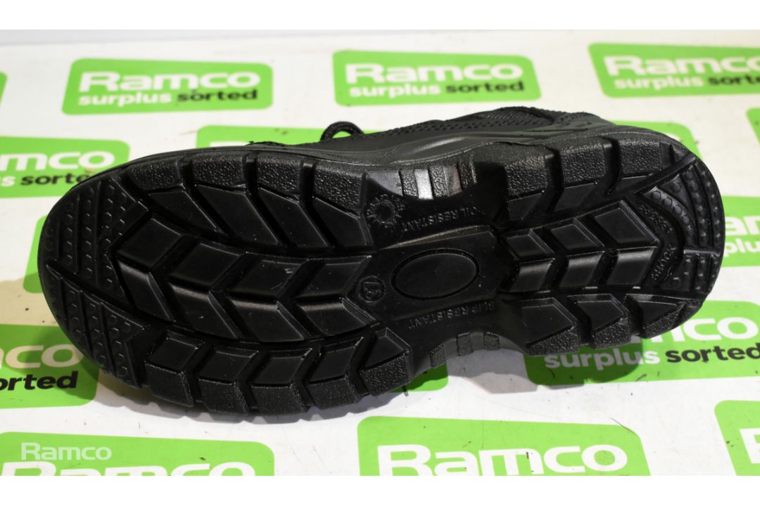 2x pairs of Contractor 72SM black safety trainers - UK 4 - Image 3 of 5