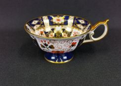 Royal Crown Derby teacup - 2451 XLII
