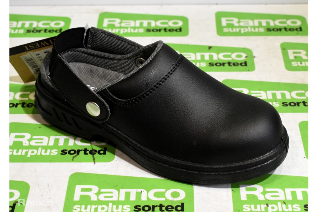 2x pairs of Portwest FW82 safety clogs - UK 3 - Image 1 of 5