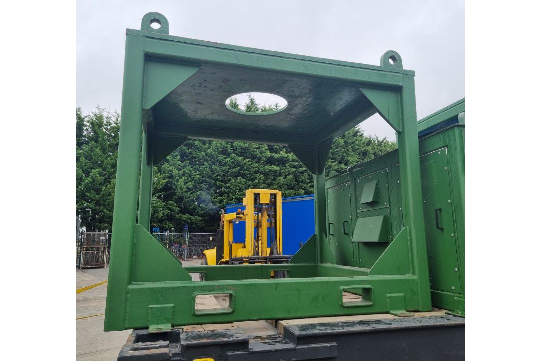 GE Seaco modified 20ft ISO container trailer with Nato hitch (NON ROAD LEGAL) - see desc. - Image 6 of 23