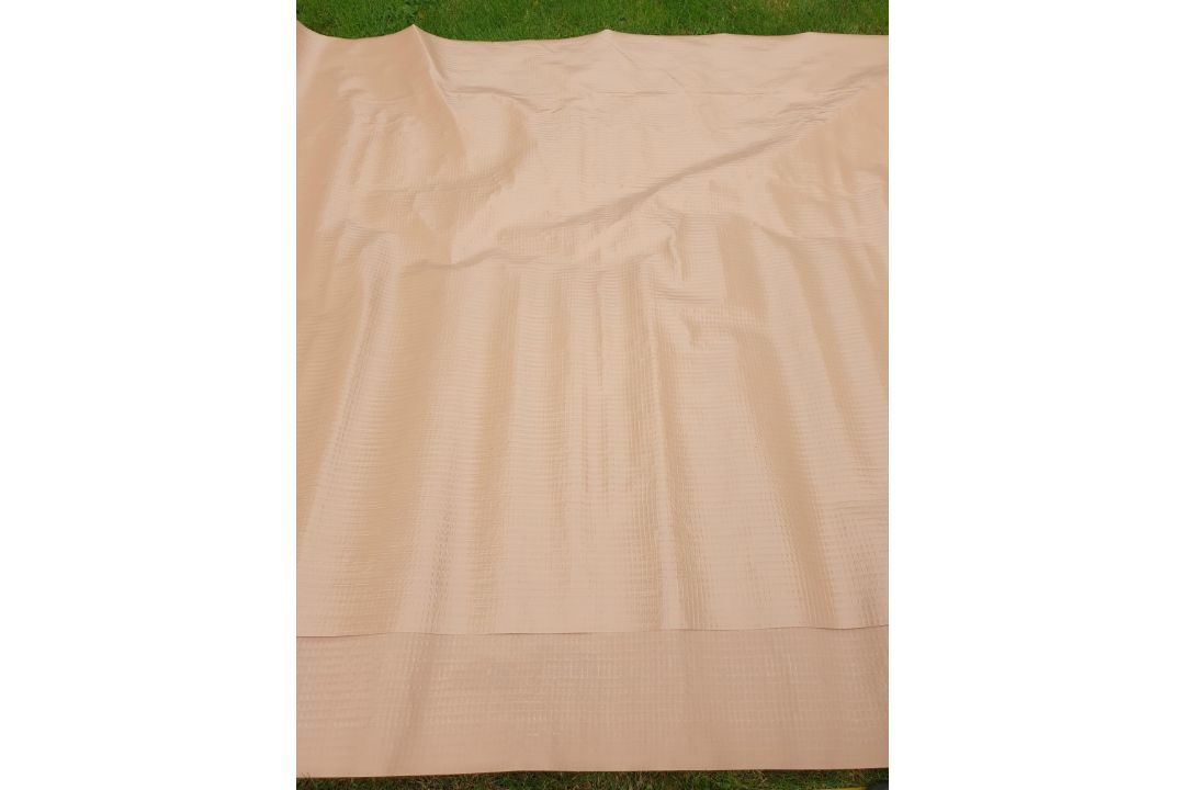 1x roll of Fibre reinforced tarpaulin - 4m wide x 50m long - Image 6 of 10
