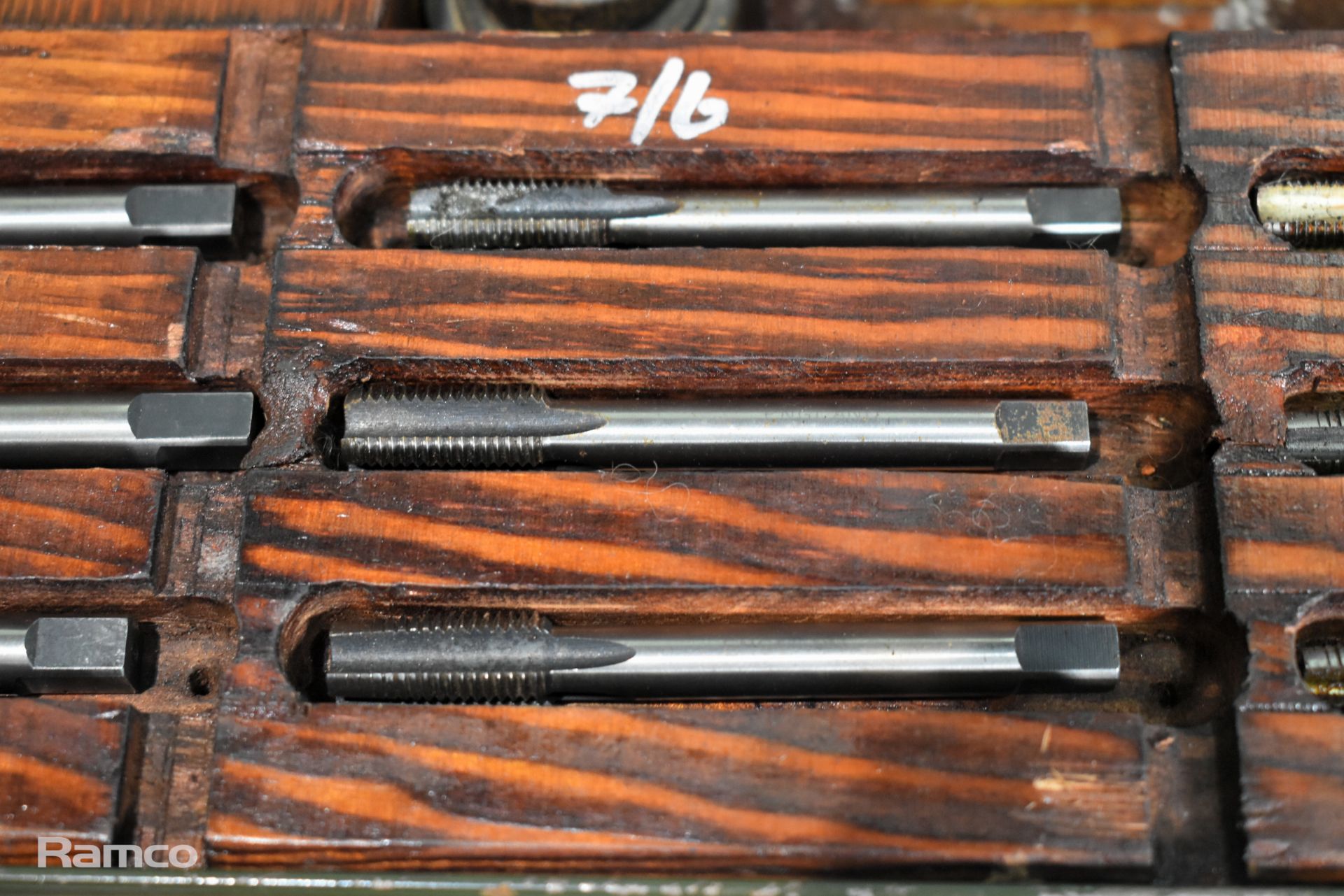 3x Imperial UNF/UNC tap and die sets in metal storage cases -see description for full details - Image 9 of 15