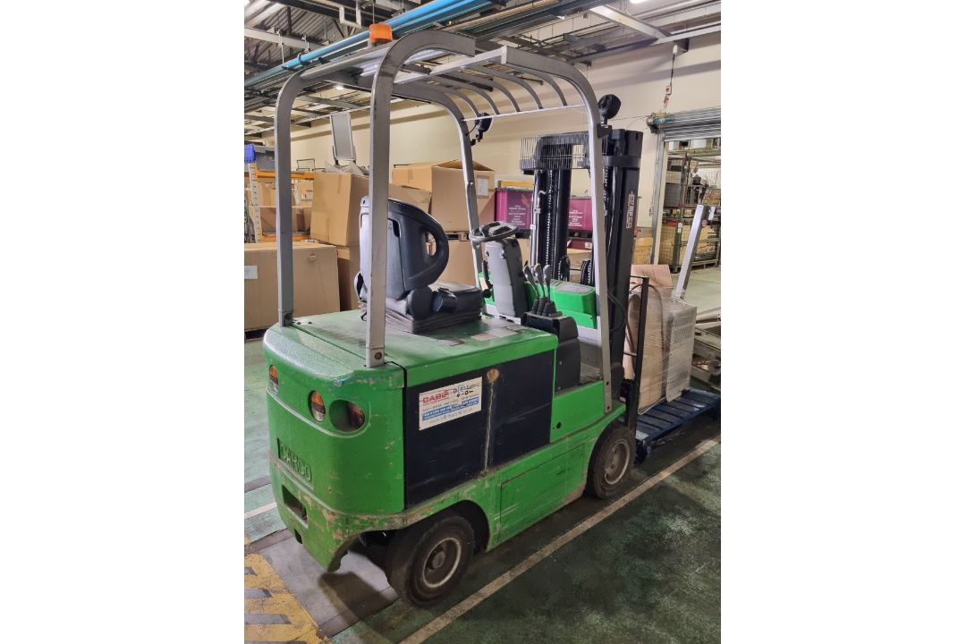 BT C4E200NL electric forklift with side shift module & Ceil Smart derivative forklift charger - Image 4 of 23