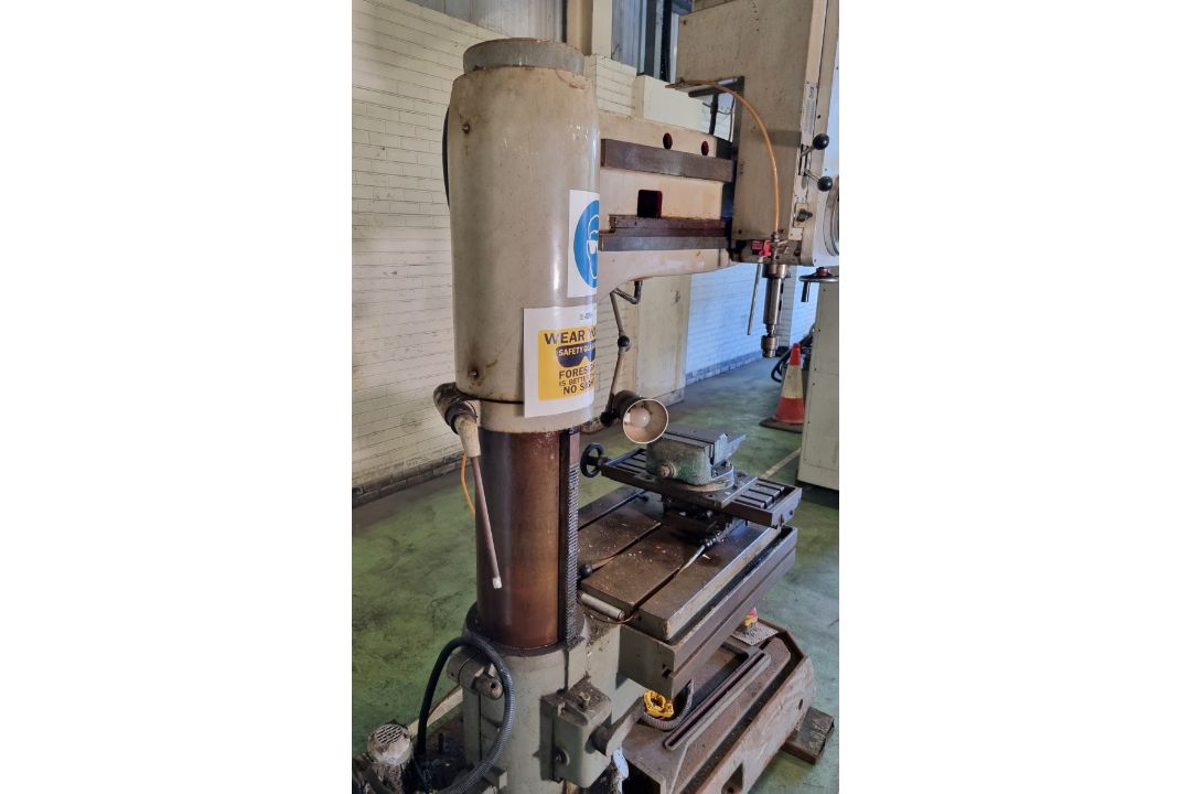 Qualters and Smith Drillmaster QSR3 radial arm drill - Serial No. 1145 - 3 phase 380 / 415V - Image 10 of 16