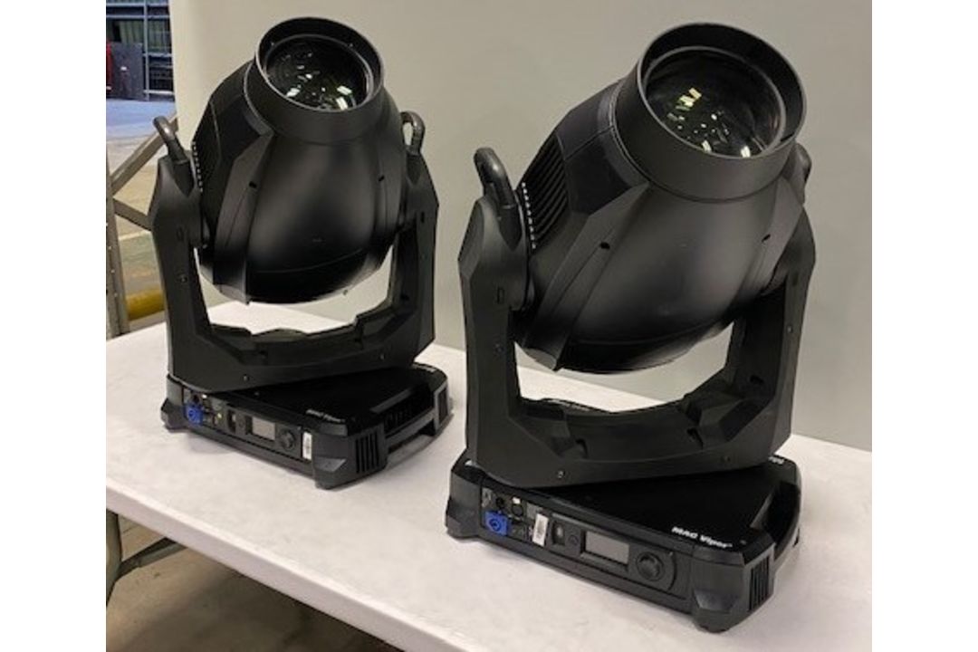 2x Martin Mac Viper Profile and Martin brackets in flight case - 122 x 60 x 100cm - 149kg - Image 2 of 4