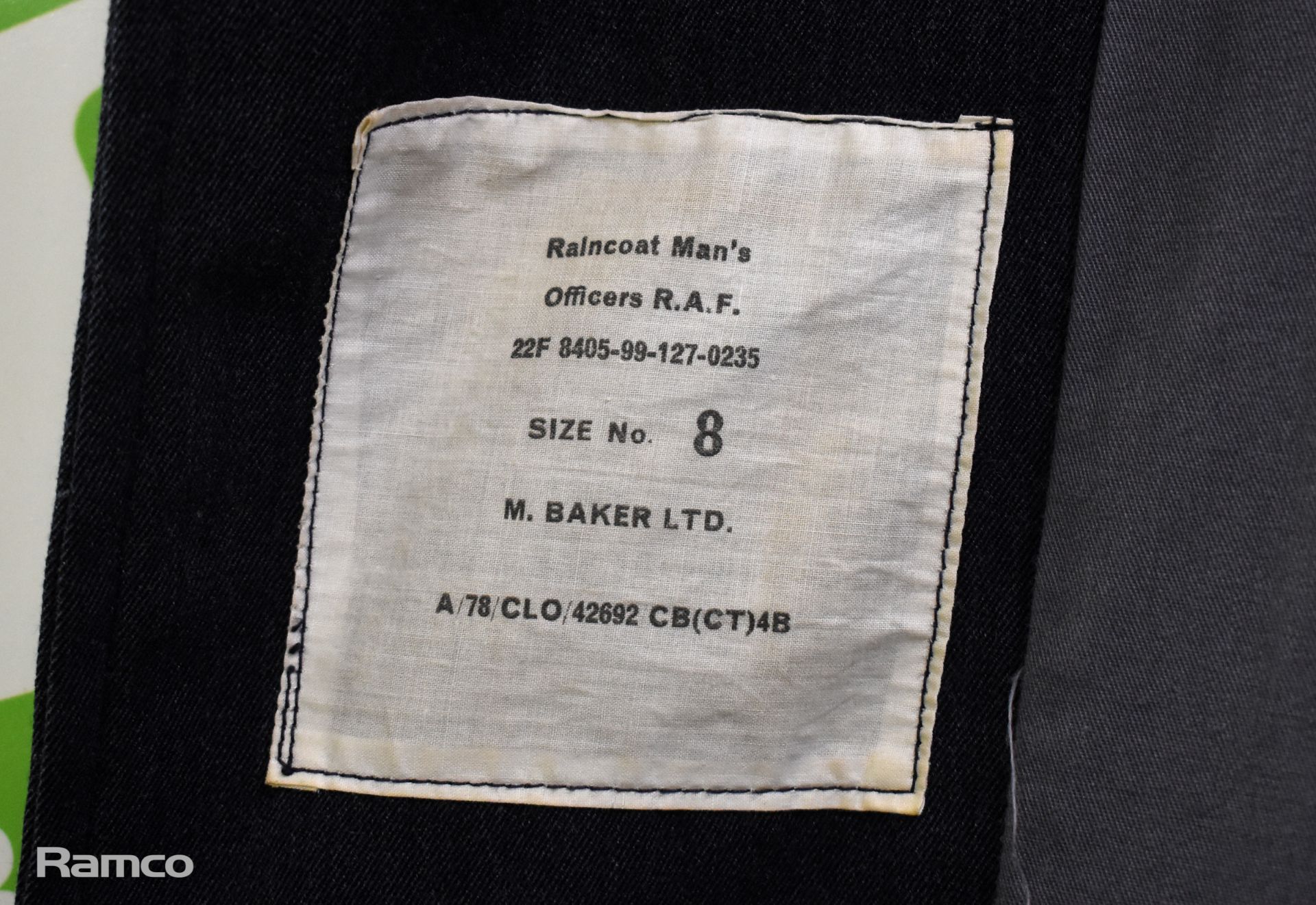 British RAF raincoat - see picture for size - Image 6 of 6