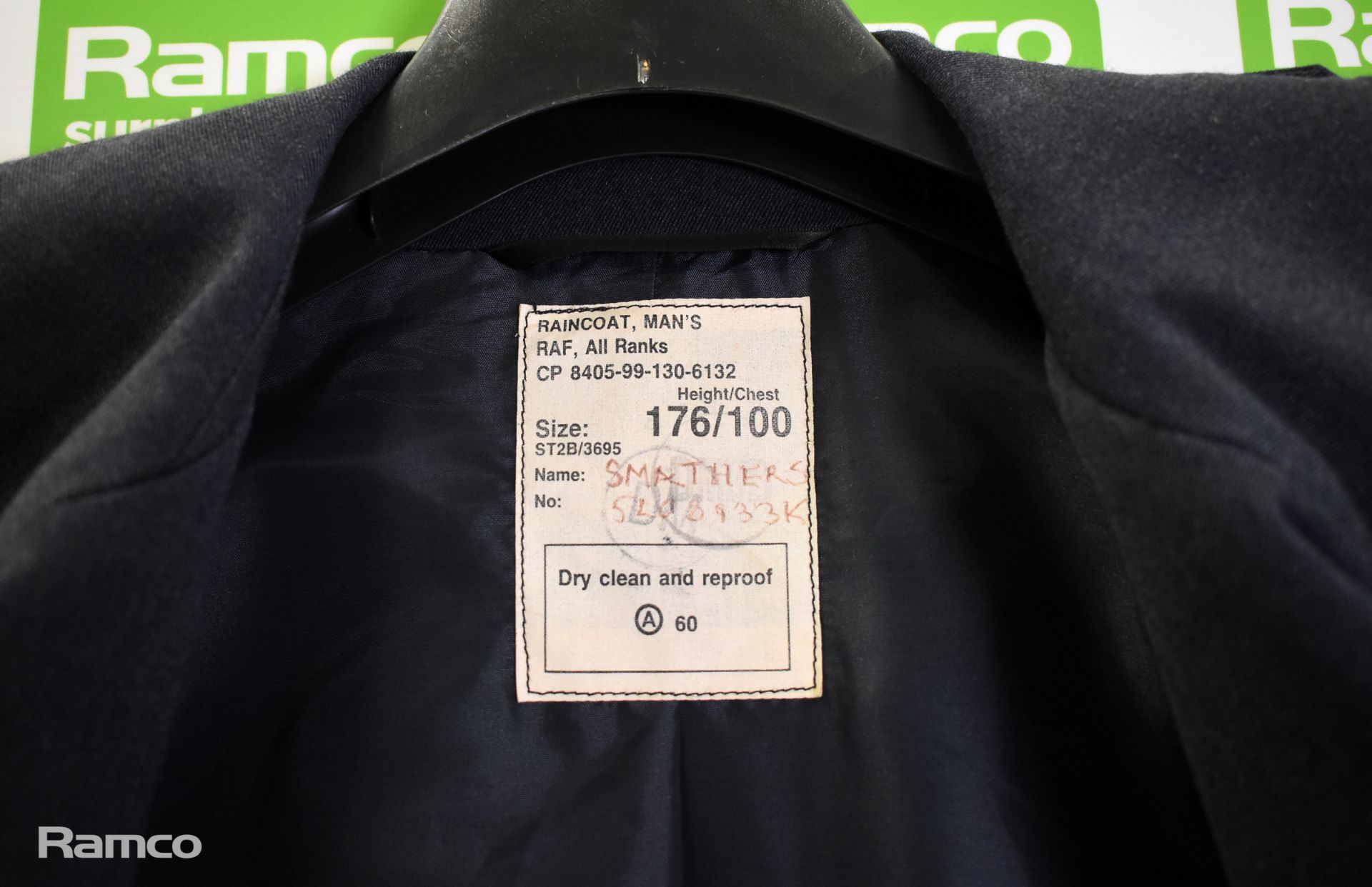 British RAF raincoat - see picture for size - Image 4 of 4