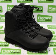 Iturri Patrol boots - mixed sizes - Black -7M