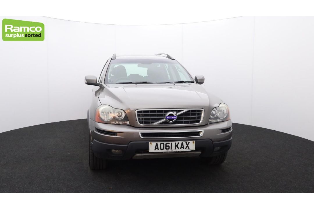 Volvo XC90 D5 AWD 2.4L - AO61 KAX - Image 2 of 64
