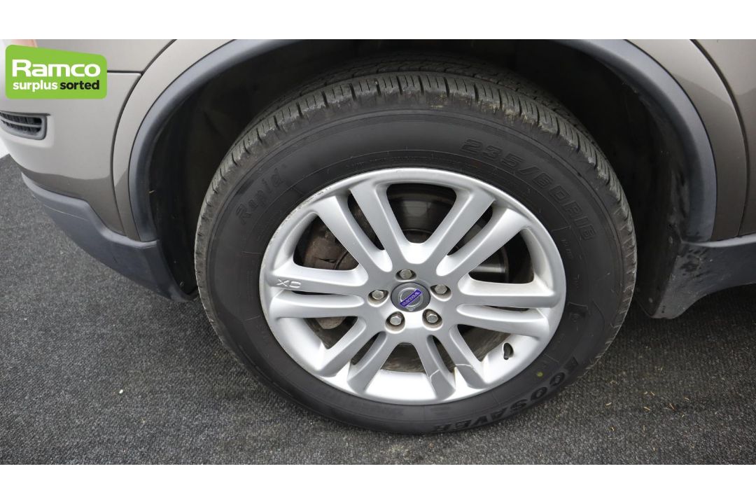 Volvo XC90 D5 AWD 2.4L - AO61 KAX - Image 49 of 64