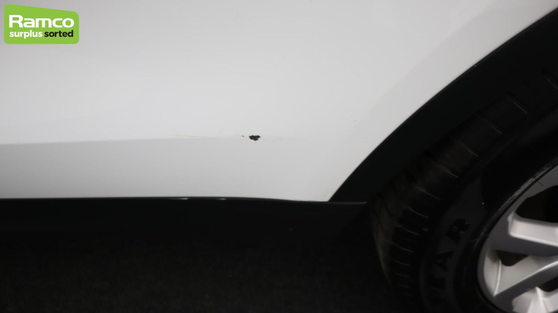 Land Rover Discovery 5 SDV6 3.0 DSE - BA68 OMK - Image 57 of 57