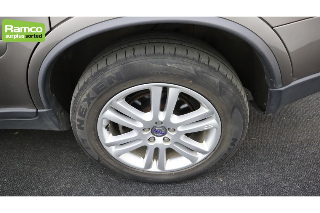 Volvo XC90 D5 AWD 2.4L - AO61 KAX - Image 48 of 64