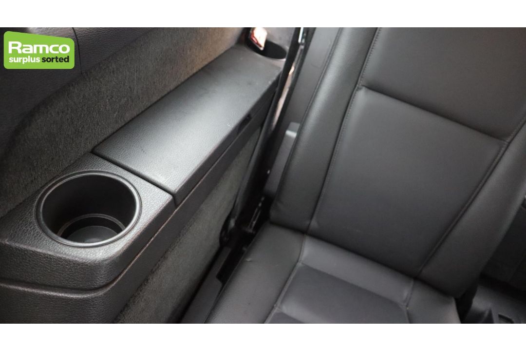 Volvo XC90 D5 AWD 2.4L - AO61 KAX - Image 29 of 64