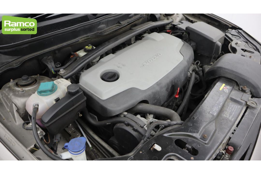 Volvo XC90 D5 AWD 2.4L - AO61 KAX - Image 52 of 64