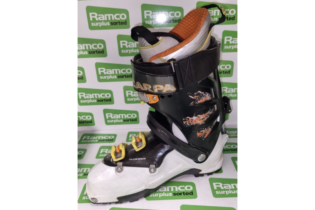 Ski-boots - Scarpa - Black / white / yellow - Boot Sole Length - 322mm - Image 4 of 11