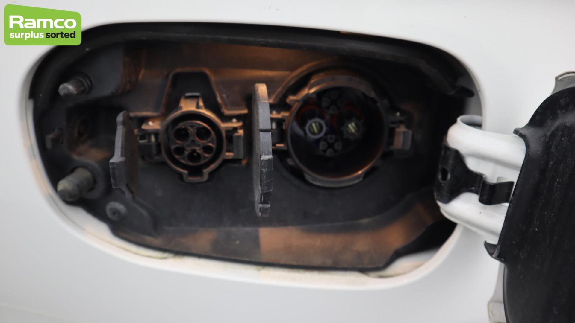 Mitsubishi Outlander 4HS PHEV CVT Estate - WN20 YGA - Image 25 of 45