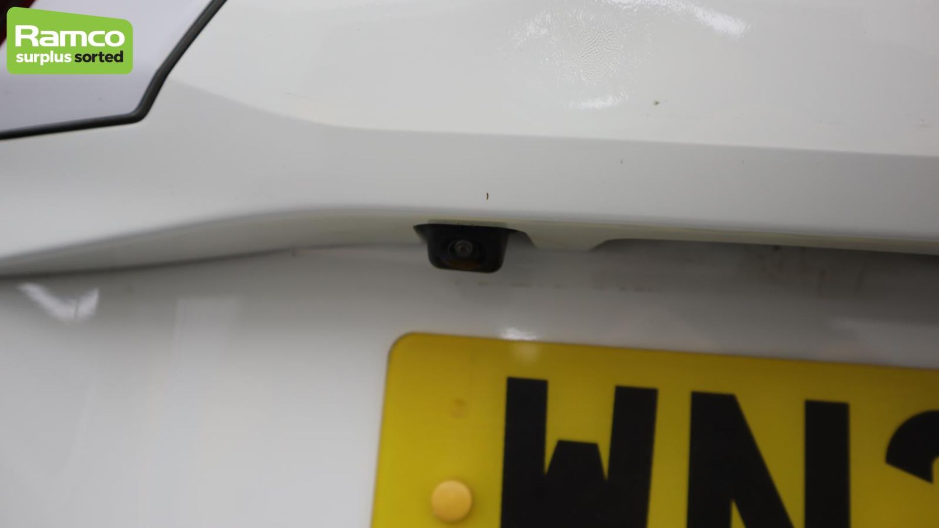Mitsubishi Outlander 4HS PHEV CVT Estate - WN20 YGA - Image 26 of 45
