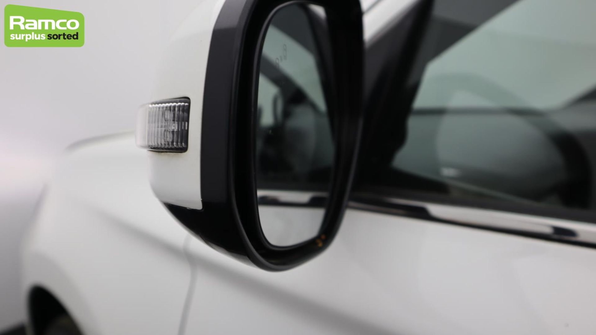 Mitsubishi Outlander 4HS PHEV CVT Estate - WN20 YGA - Image 37 of 45
