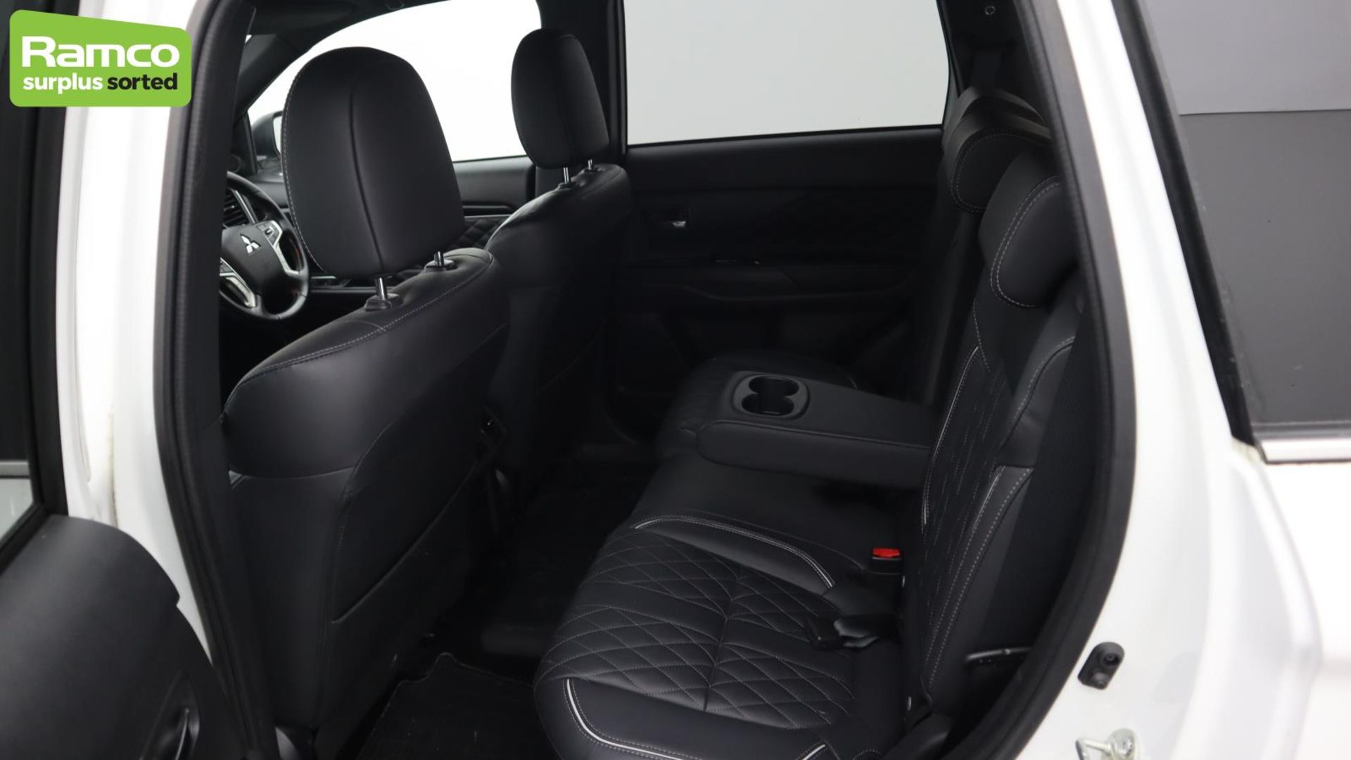 Mitsubishi Outlander 4HS PHEV CVT Estate - WN20 YGA - Image 31 of 45